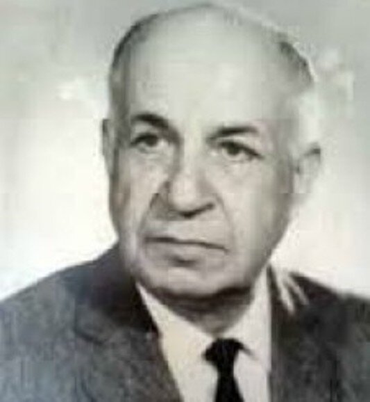 زندگینامه ذبیح الله منصوری