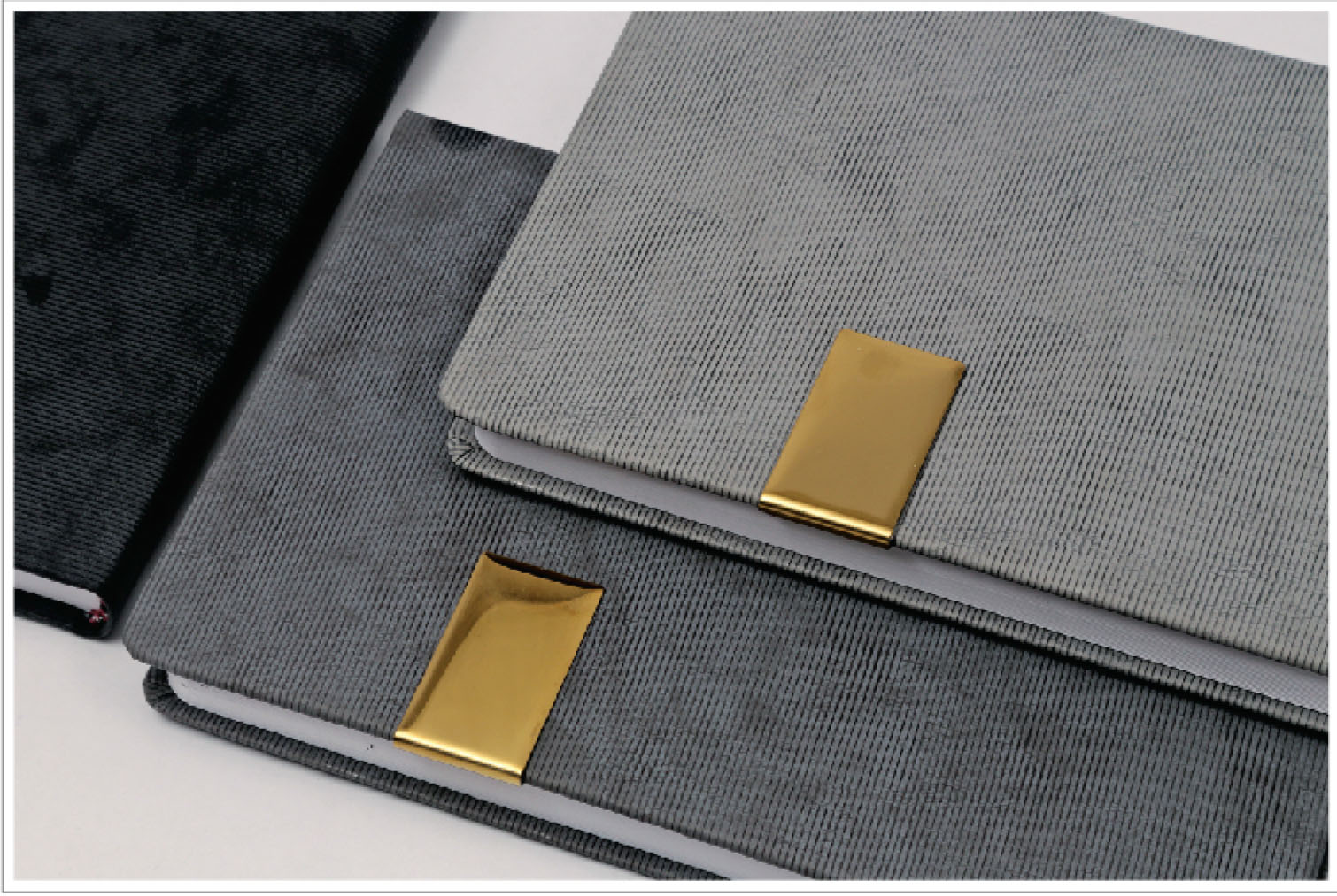 سالنامه های 1405